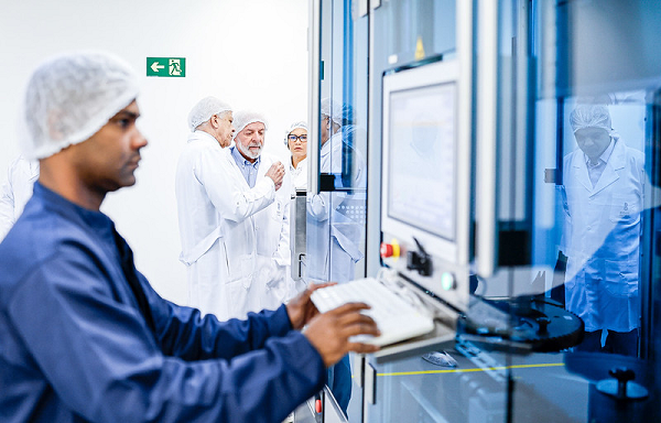 Produção nacional de insulina é um passo crucial para reduzir a dependência externa e garantir o abastecimento contínuo do medicamento (Foto: Ricardo Stuckert)