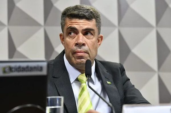 Luis Marcos dos Reis, sargento do Exército, durante depoimento à CPMI do 8 de janeiro (Foto: Agência Senado)