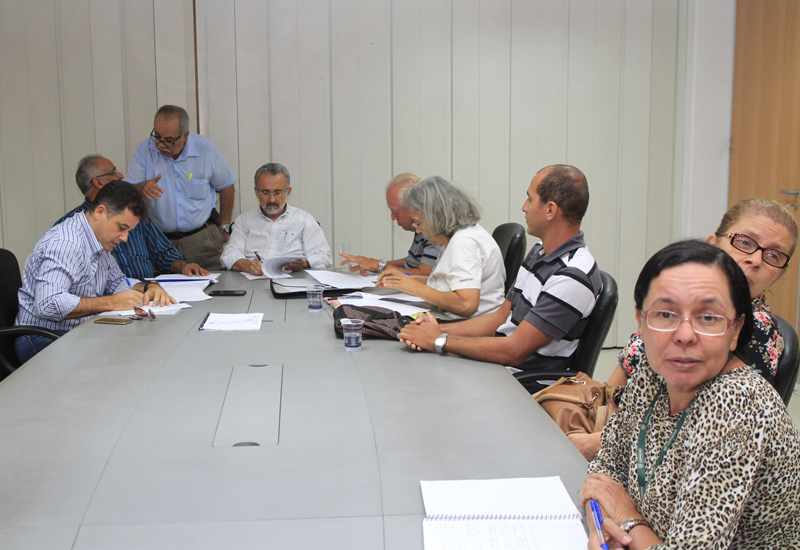 Prefeitura firma acordo autorizando a construção de pórtico limitador na Via Parque (Foto: Foto: Adenilson Nunes)
