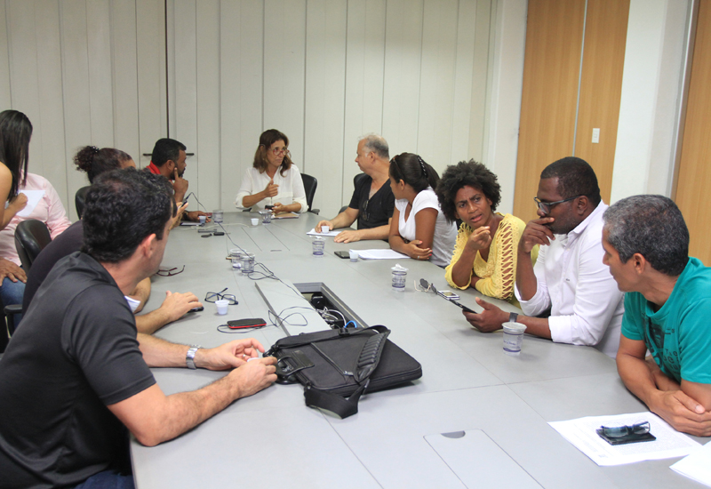 Greve dos servidores já dura mais de seis meses sem acordo (Foto: Adenilson Nunes)