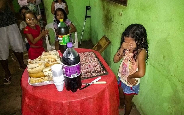 Imagem de Rinah Laís já tem mais de 64 mil compartilhamentos no Facebook 